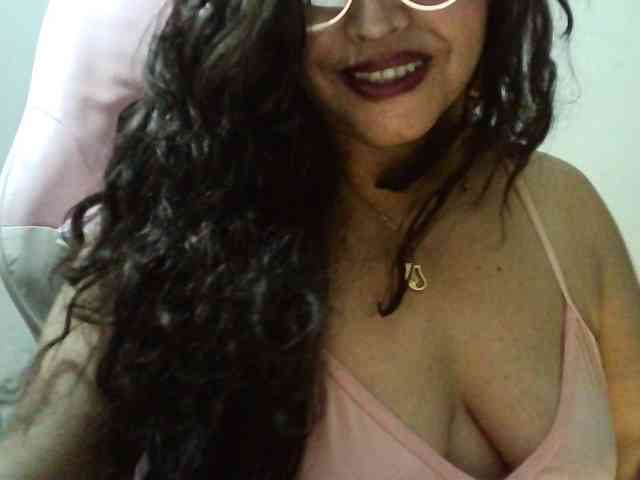 Zusansdoll78 webcam