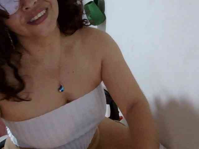 Zusansdoll78 webcam