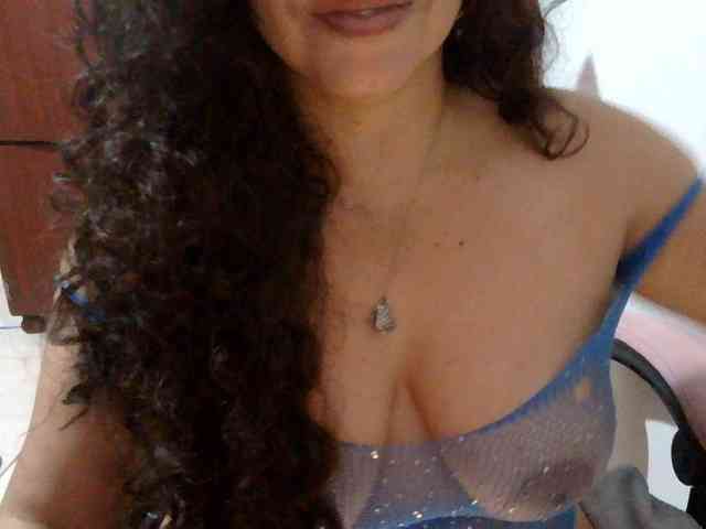 Zusansdoll78 webcam