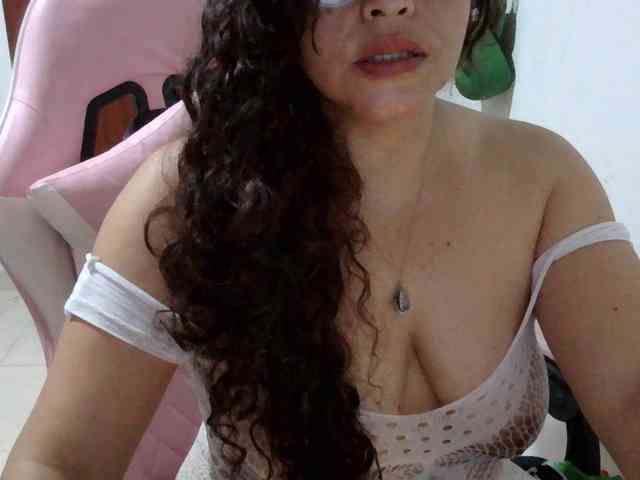 Zusansdoll78 webcam