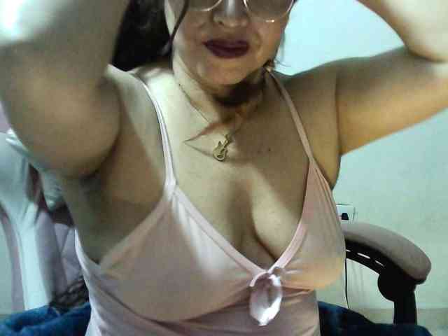 Zusansdoll78 webcam
