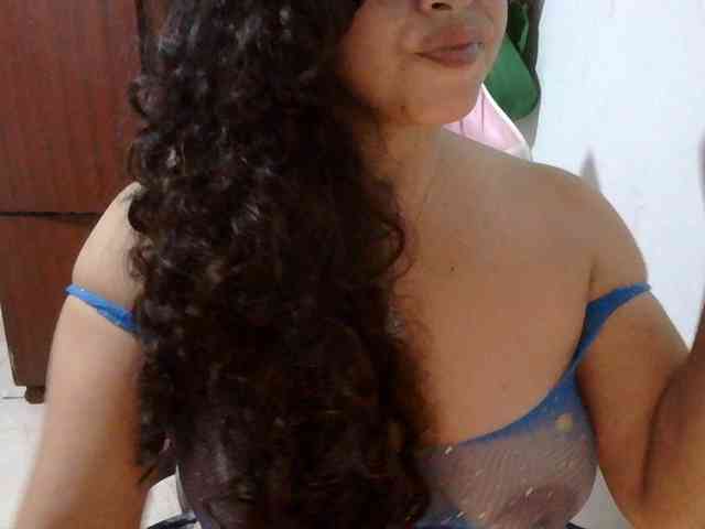 Zusansdoll78 webcam