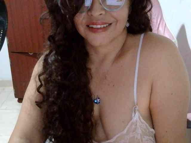 Zusansdoll78 webcam