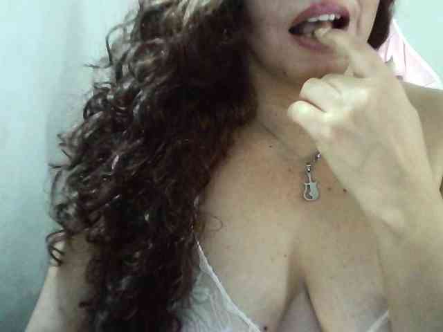 Zusansdoll78 webcam