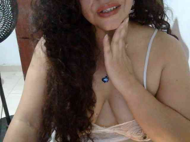 Zusansdoll78 webcam