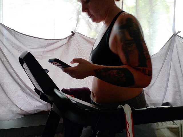 Wetgerman2 live cam on BongaCams