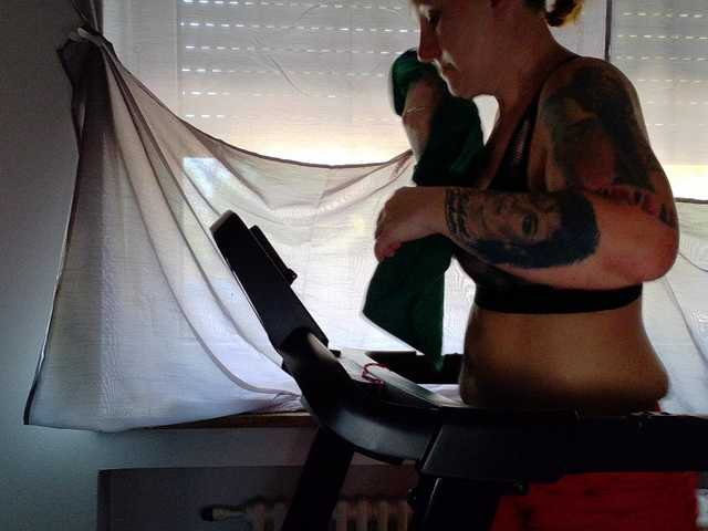 Wetgerman2 live webcam show