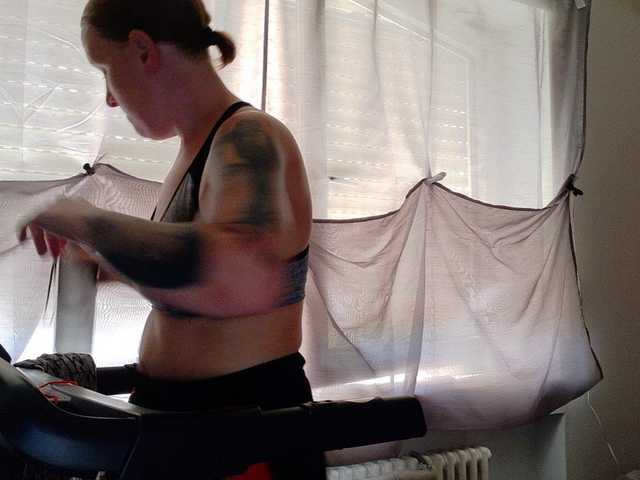 Wetgerman2 live cam on BongaCams