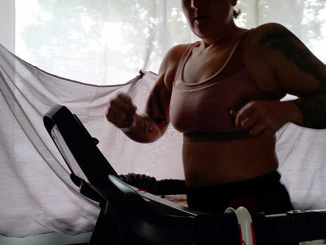 Wetgerman2 live cam on BongaCams