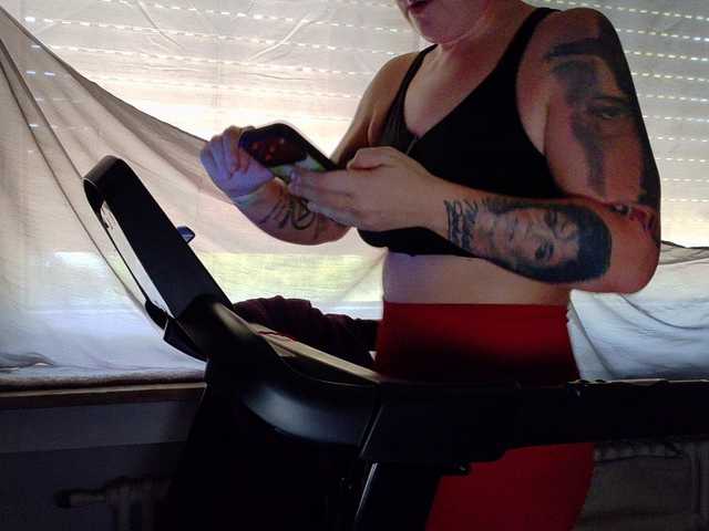 Wetgerman2 live cam on BongaCams