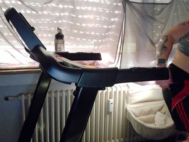 Wetgerman2 live cam on BongaCams