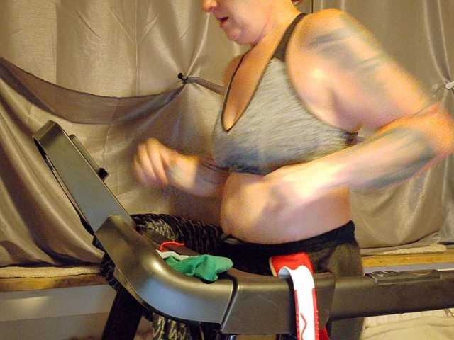 Wetgerman2 live cam on BongaCams