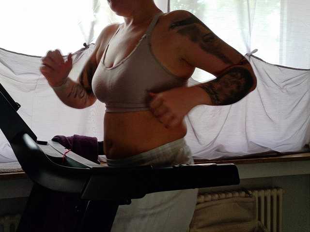 Wetgerman2 live cam on BongaCams