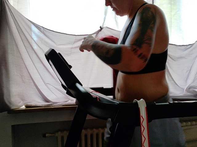 Wetgerman2 live cam on BongaCams