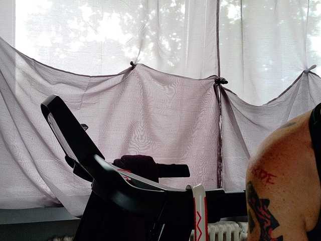 Wetgerman2 live cam on BongaCams