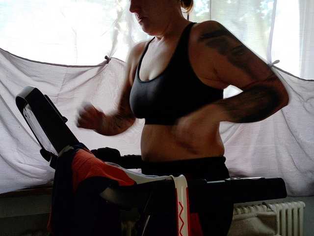 Wetgerman2 live cam on BongaCams