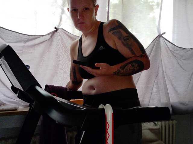 Wetgerman2 live cam on BongaCams