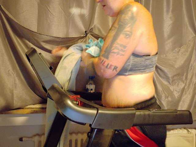 Wetgerman2 live cam on BongaCams