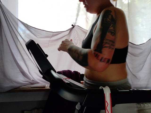 Wetgerman2 live cam on BongaCams