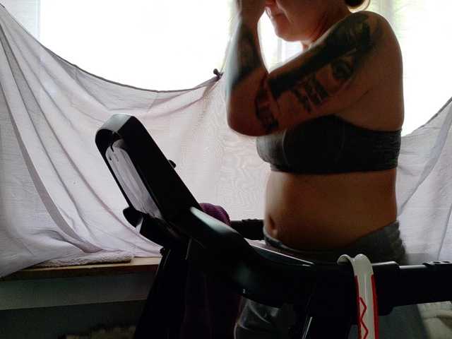 Wetgerman2 live cam on BongaCams