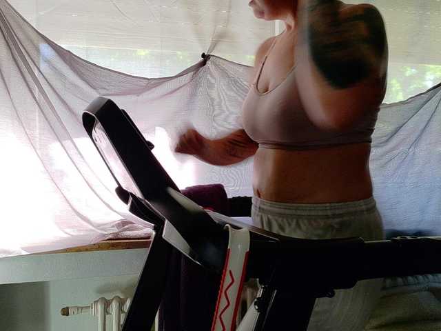 Wetgerman2 live cam on BongaCams