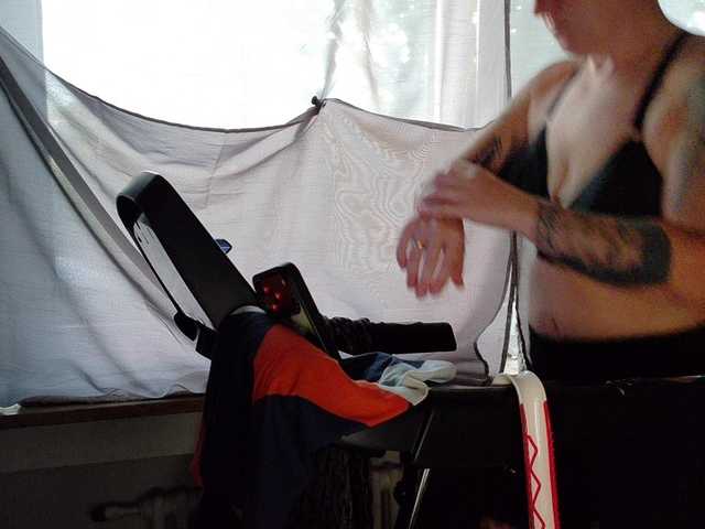 Wetgerman2 live cam on BongaCams