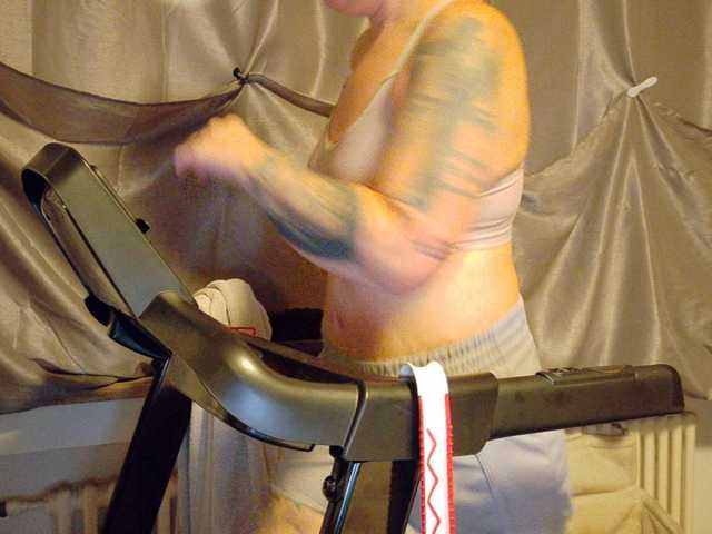 Wetgerman2 live cam on BongaCams
