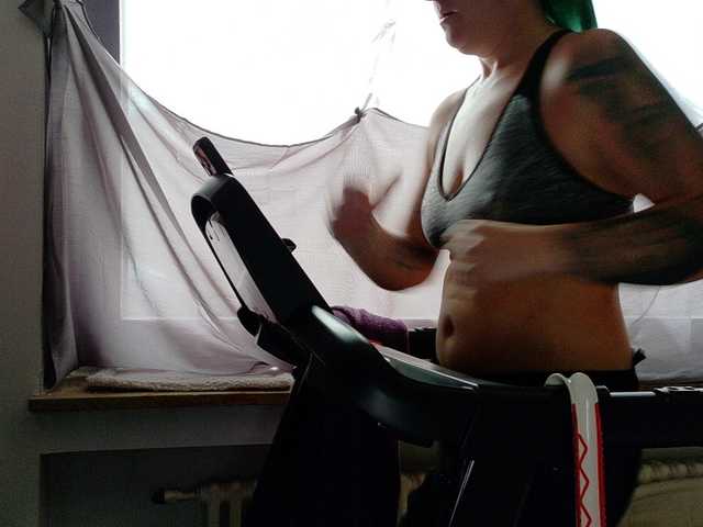 Wetgerman2 live cam on BongaCams