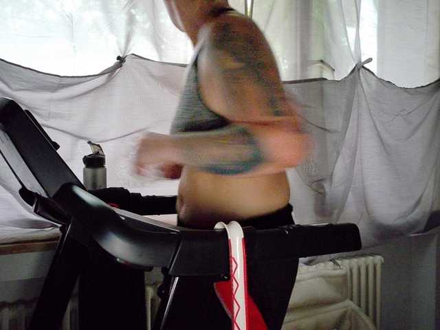 Wetgerman2 live cam on BongaCams