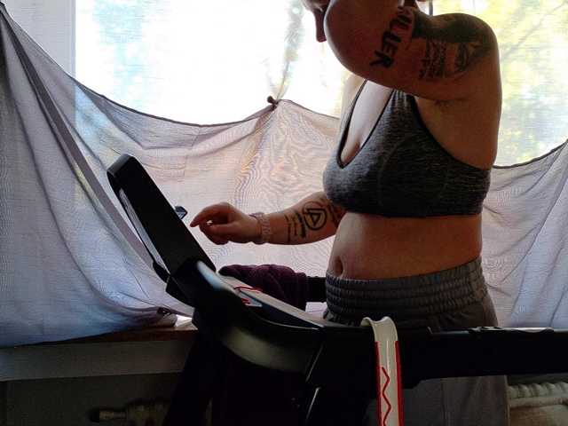 Wetgerman2 live cam on BongaCams
