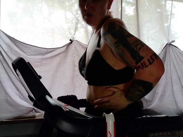 Wetgerman2 live cam on BongaCams