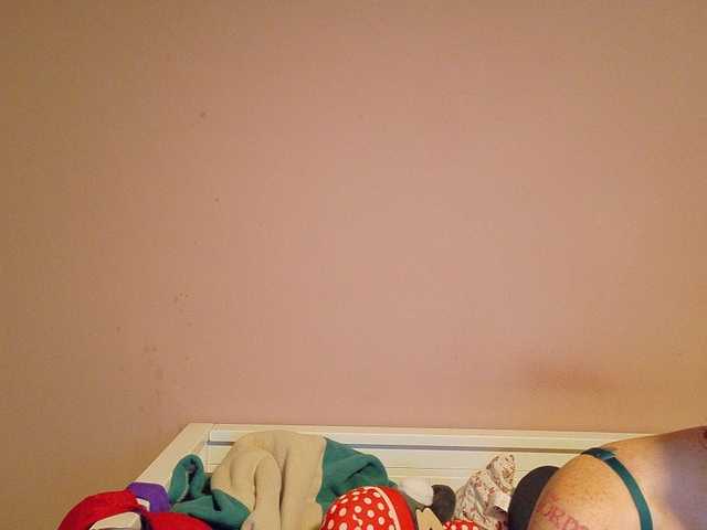 Wetgerman2 live cam on BongaCams