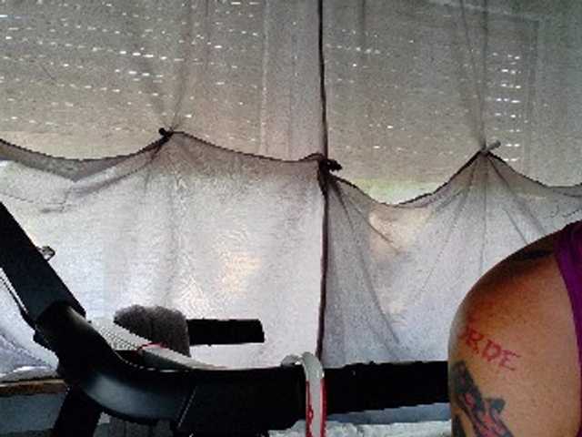 Wetgerman2 live cam on BongaCams