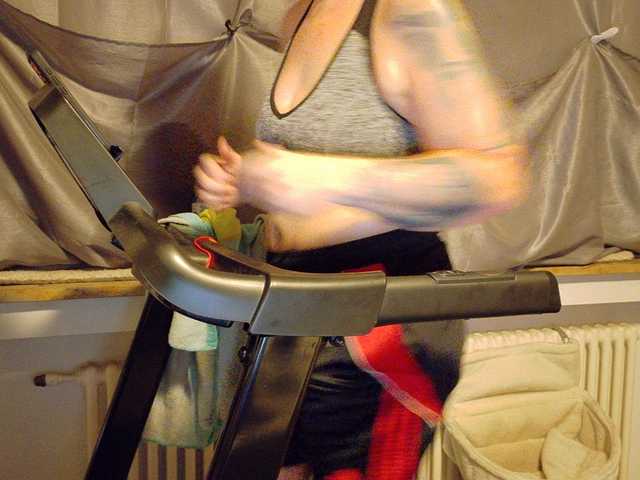 Wetgerman2 live cam on BongaCams
