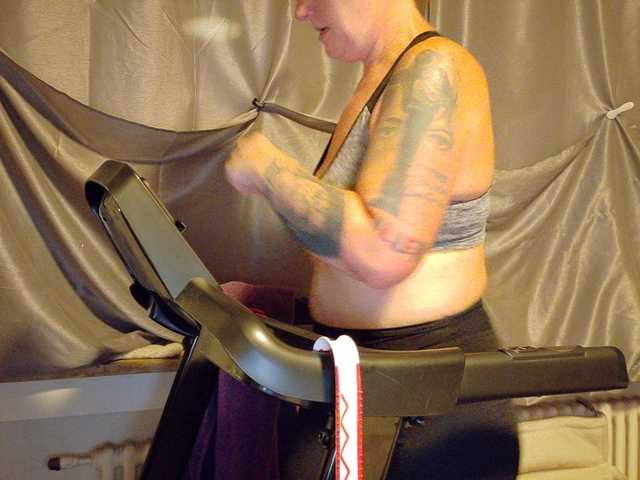Wetgerman2 live cam on BongaCams