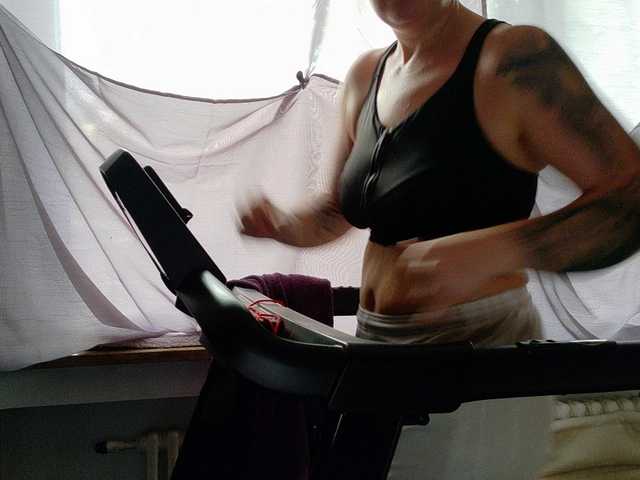 Wetgerman2 live cam on BongaCams