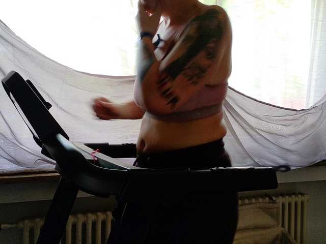 Wetgerman2 live cam on BongaCams