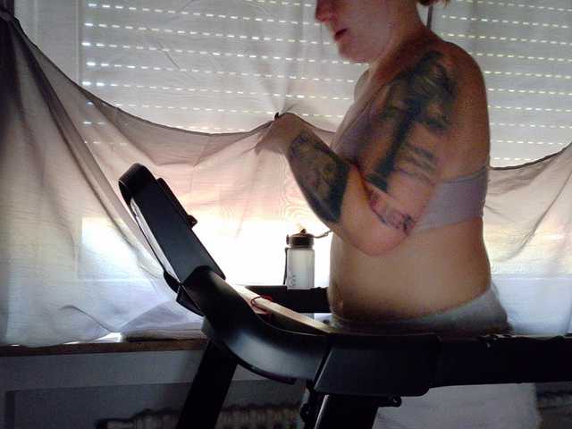 Wetgerman2 live cam on UnifiedCams