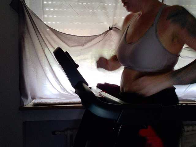 Wetgerman2 live cam on BongaCams