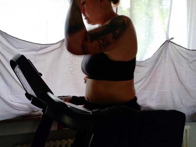 Wetgerman2 live cam on BongaCams