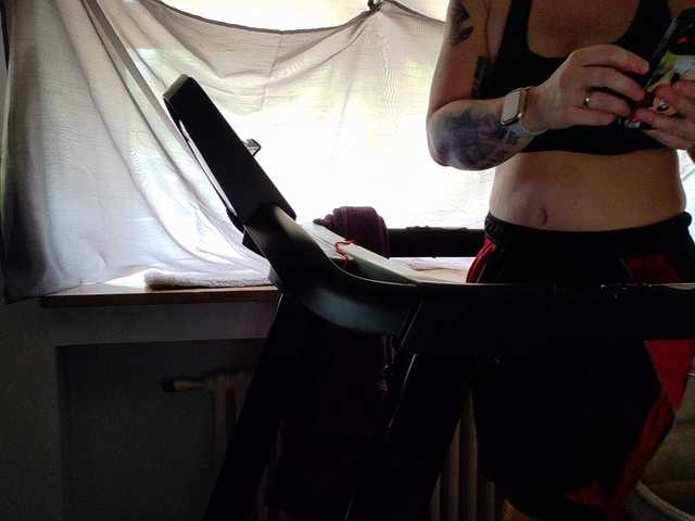 Wetgerman2 live cam on BongaCams