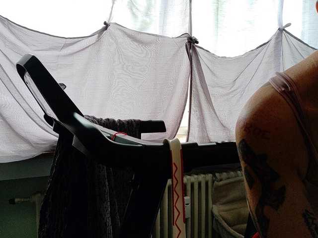 Wetgerman2 live cam on BongaCams