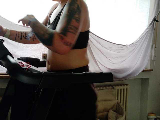 Wetgerman2 live cam on BongaCams