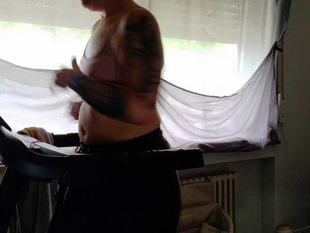 Wetgerman2 live cam on BongaCams