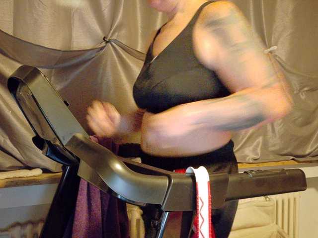 Wetgerman2 live cam on BongaCams