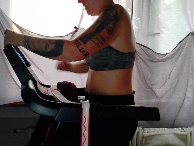 Wetgerman2 live cam on BongaCams