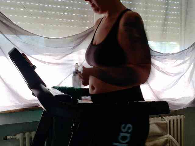 Wetgerman2 Live Webcam on BongaCams