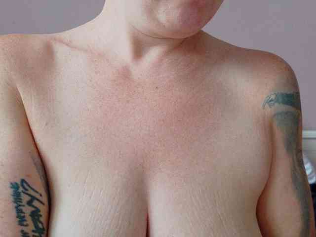 Wetgerman2 Live Webcam on BongaCams