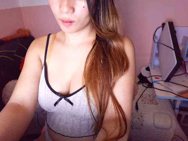 SLUTTYBABE69 webcam