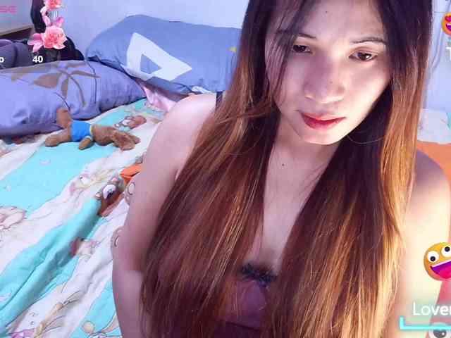 SLUTTYBABE69 webcam
